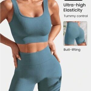 NWOT Blue Ribbed Workout Set